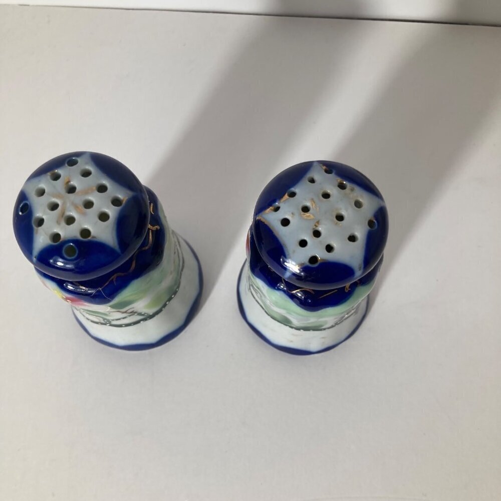 Vintage Handpainted Japan Porcelain Cobalt Blue‎ Salt & Pepper Shakers 3" - Picture 4 of 6